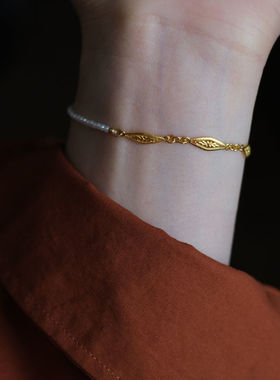 如蝶在野 中国风气质复古镂空金色菱形花手链迷你小珍珠手串