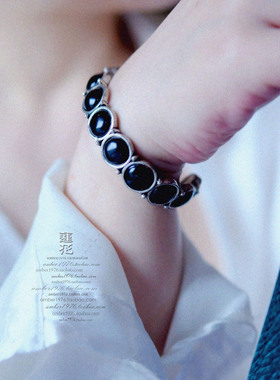 No.369 Lucky Brand 合金镀纯银黝黑宝石镶嵌复古气质开口手镯