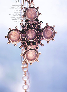 No.348 Lucky brand Vintage复古镀金浮雕镶钻Cross长项链