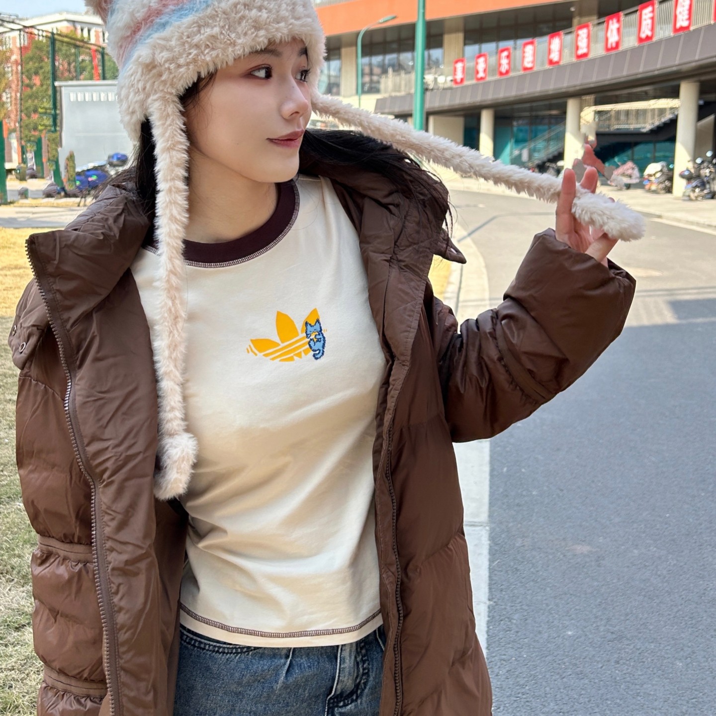 Adidas 阿迪达斯 三叶草 女款运动休闲舒适长袖T恤打底衫 JL7549,淘宝优惠券,粉丝福利购,淘宝优惠卷