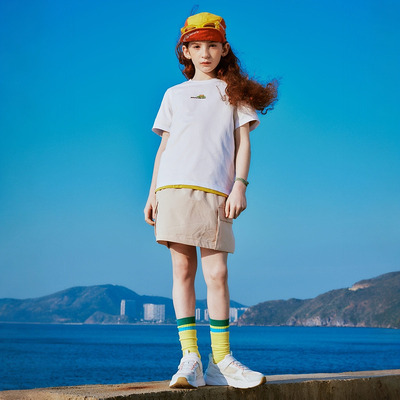 斯凯奇卡皮巴拉贴贴T恤