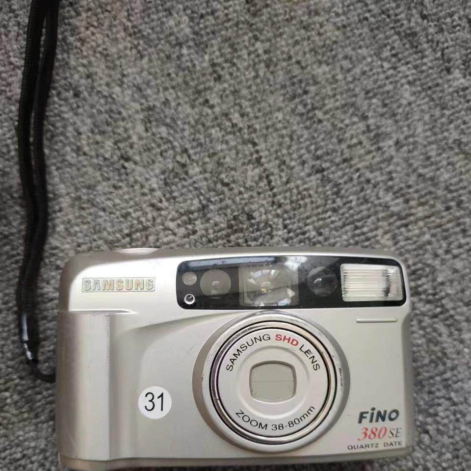 复古胶卷相机 拍摄模型道具二手坏傻瓜相机摆件报废拍照充数