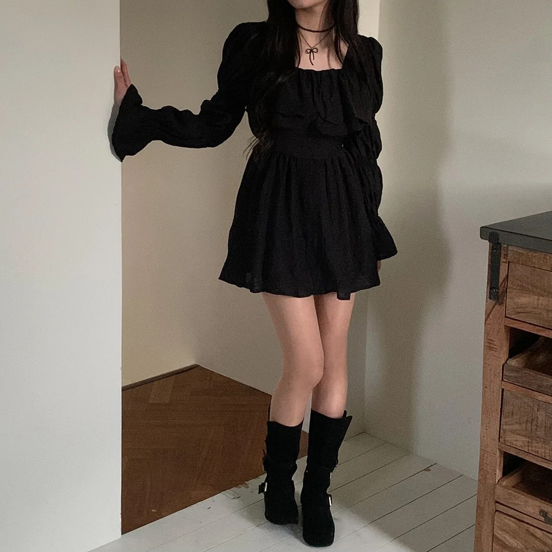 韩国chic法式气质设计感荷叶边泡泡公主袖小个子短款连衣裙,淘宝优惠券,粉丝福利购,淘宝优惠卷