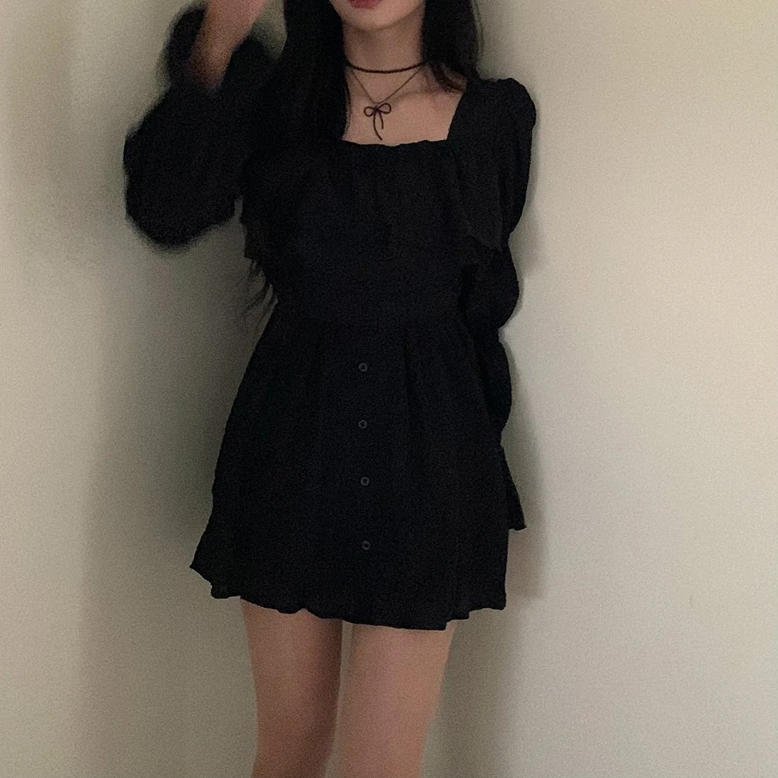 韩国chic法式气质设计感荷叶边泡泡公主袖小个子短款连衣裙,淘宝优惠券,粉丝福利购,淘宝优惠卷