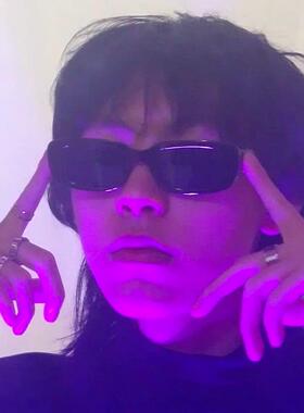 202嘻哈潮人小方形墨镜男士韩版复古风ins搞怪太阳眼镜拍照个性