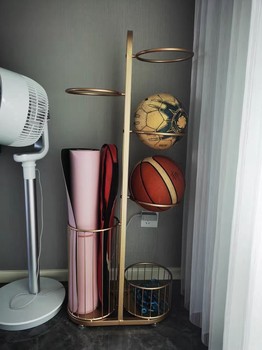 Home wrought iron wrought basketball storage rack floor ອຸປະກອນກິລາ rack racket tennis storage basket multi-functional ball rack