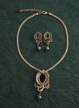 新款个性小众轻奢复古花卉琉璃宴