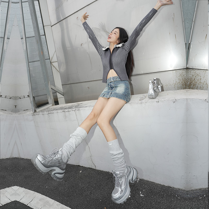 骆驼女鞋2025春秋新款时尚休闲鞋女厚底增高银色老爹鞋超火运动鞋
