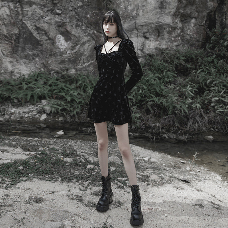 2022年新款春季方领格子收腰连衣裙 punkrave连衣裙