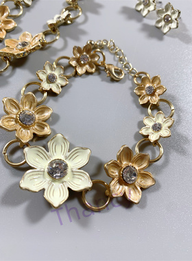 PILGRIM卡其米白色珐琅花朵套装