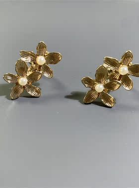 清新日常百搭推荐 珍珠小花朵拼接淑女风无耳洞耳夹女