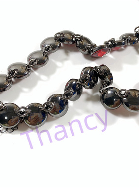 WHBM打标红黑玻璃水晶短款项链