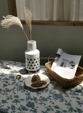 复古蓝色碎花桌布ins风小众玫瑰野餐布 摄影拍照背景布棉麻茶几布