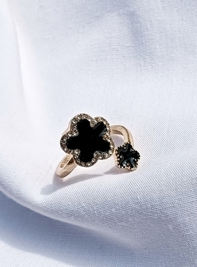 青岛外贸流行饰品欧美原单正品小众个性抽象花卉镶钻时尚精品戒指