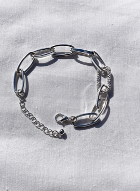 青岛外贸流行饰品欧美原单个性小众简约设计感链条精品手链