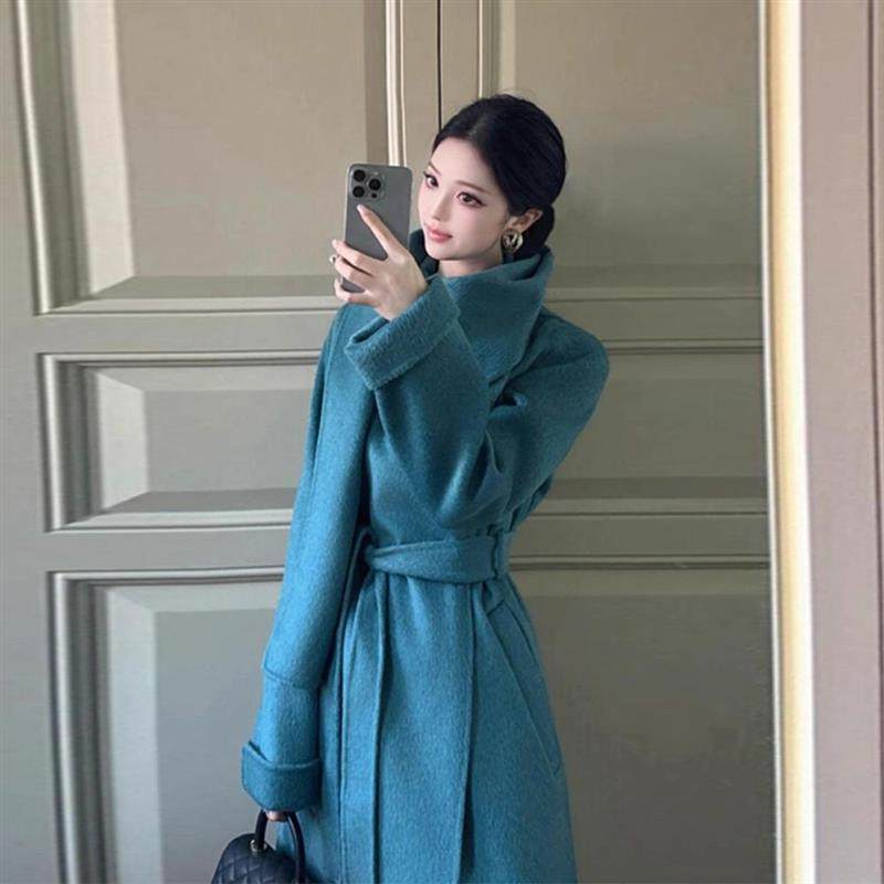 2025冬法式高级感蓝色围巾领长款毛呢外套女洋气独特别致呢子大衣,淘宝优惠券,粉丝福利购,淘宝优惠卷
