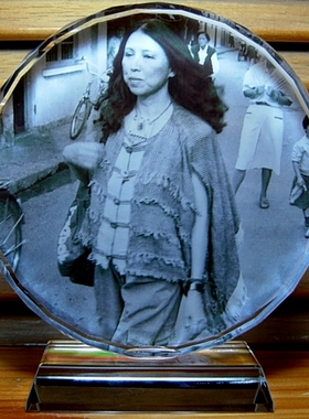 三毛纪念品陈懋平礼物女作家礼品人偶模型装饰品收藏摆设水晶摆件