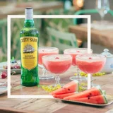 Зеленая бумага с той же моделью Shunfeng и Whiskey 700 мл Coca -cola Bitthab для Berry Sancharis Binbin Naked Peribra
