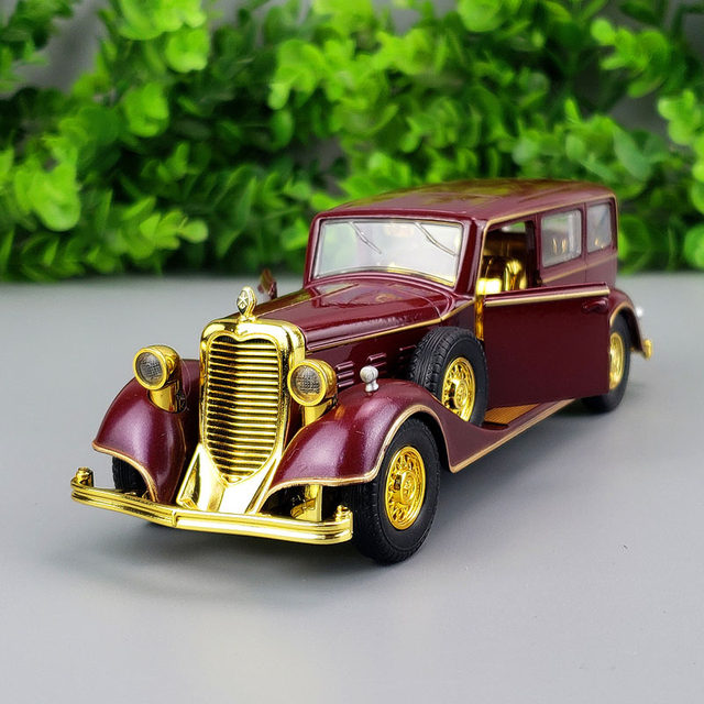Retro classic car alloy 132 sound and light return toys