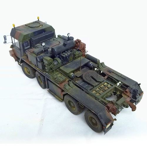 Маленькая рука -соблазненная модель 0020203 Моделирование 1/35 Немецкое 56 -детоновое транспортное транспортное средство Транспортное транспортное средство перетаскивание транспортного средства.