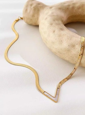 钛钢v字项链扁蛇骨链不掉色颈链