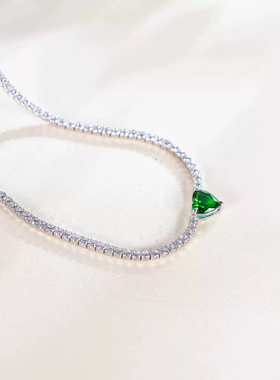 【周太太】珠宝S925银热卖仿真木佐绿祖母绿色耳钉戒指满钻项链套