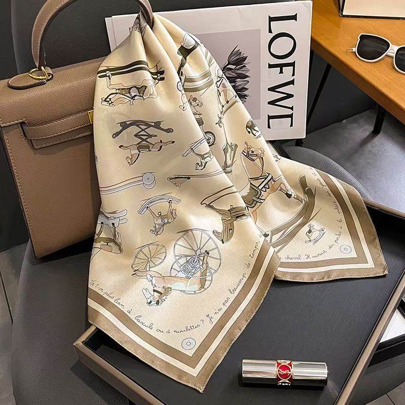 真丝方巾女秋冬季韩版百搭米色高级感桑蚕丝丝巾装饰领巾披肩围巾,淘宝优惠券,粉丝福利购,淘宝优惠卷