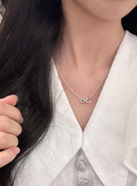 S925银项链女款锁骨链永恒符号