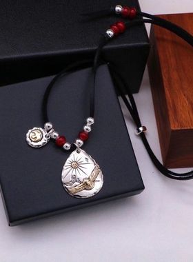 点小枫叶羽毛金飞鹰圆饼吊坠