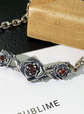 太角项链银女轻奢玫瑰话锁骨链