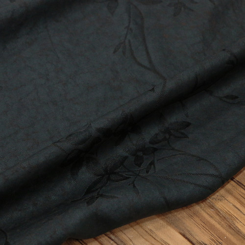 【咖红】真丝素平缎提花风灵草龟裂纹香云纱布料旗袍服装莨绸面料 - 图2