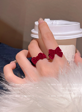 复古红色植绒蝴蝶结戒指女小众设计感甜美可爱闺蜜网红简约食指戒