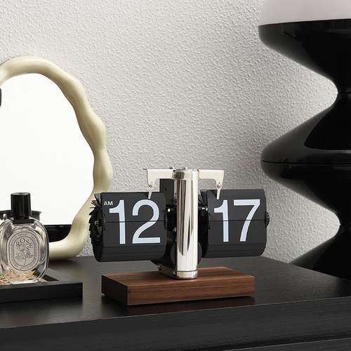 轻奢自动翻页时钟桌面摆件复古机械表摆台式数字钟表创意客厅装饰 - 图1