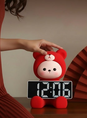 中古风暴力熊时钟桌面摆件轻奢高档客厅电视机柜新家氛围感装饰品