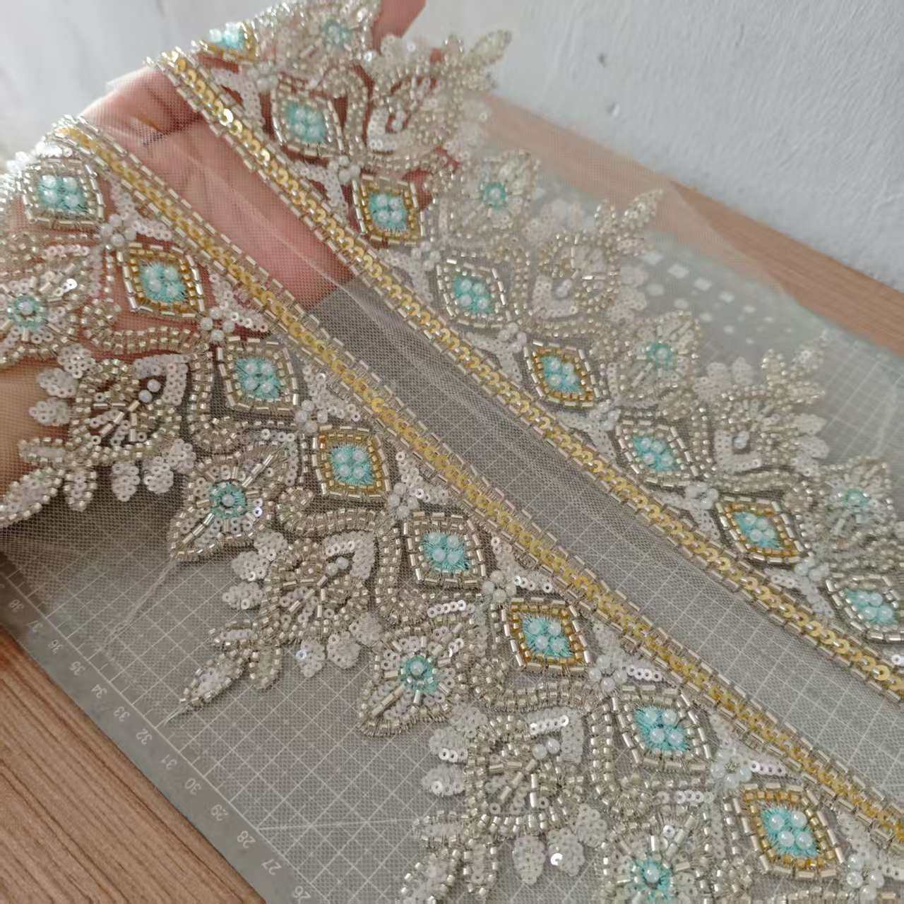 珠绣皇冠花边 米珠亮片珍珠辅料 新娘婚纱礼服秀禾 新品上市,淘宝优惠券,粉丝福利购,淘宝优惠卷