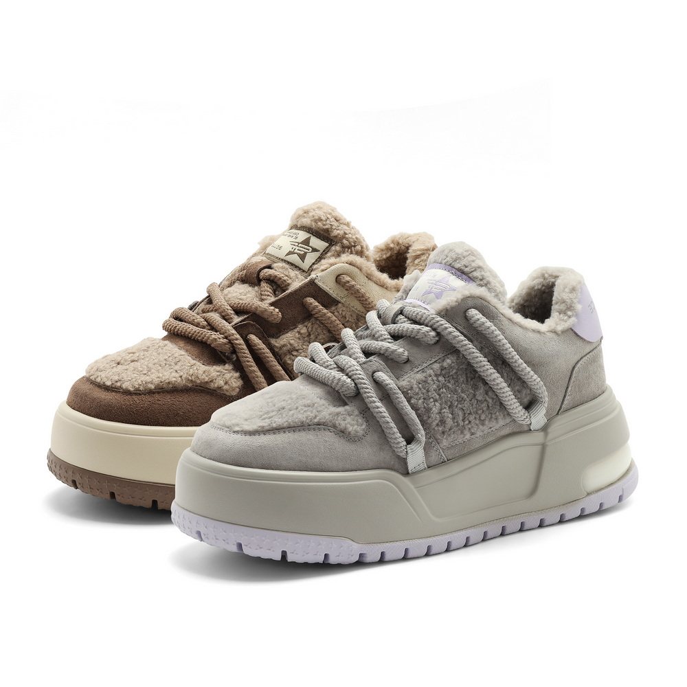  百丽时尚休闲鞋