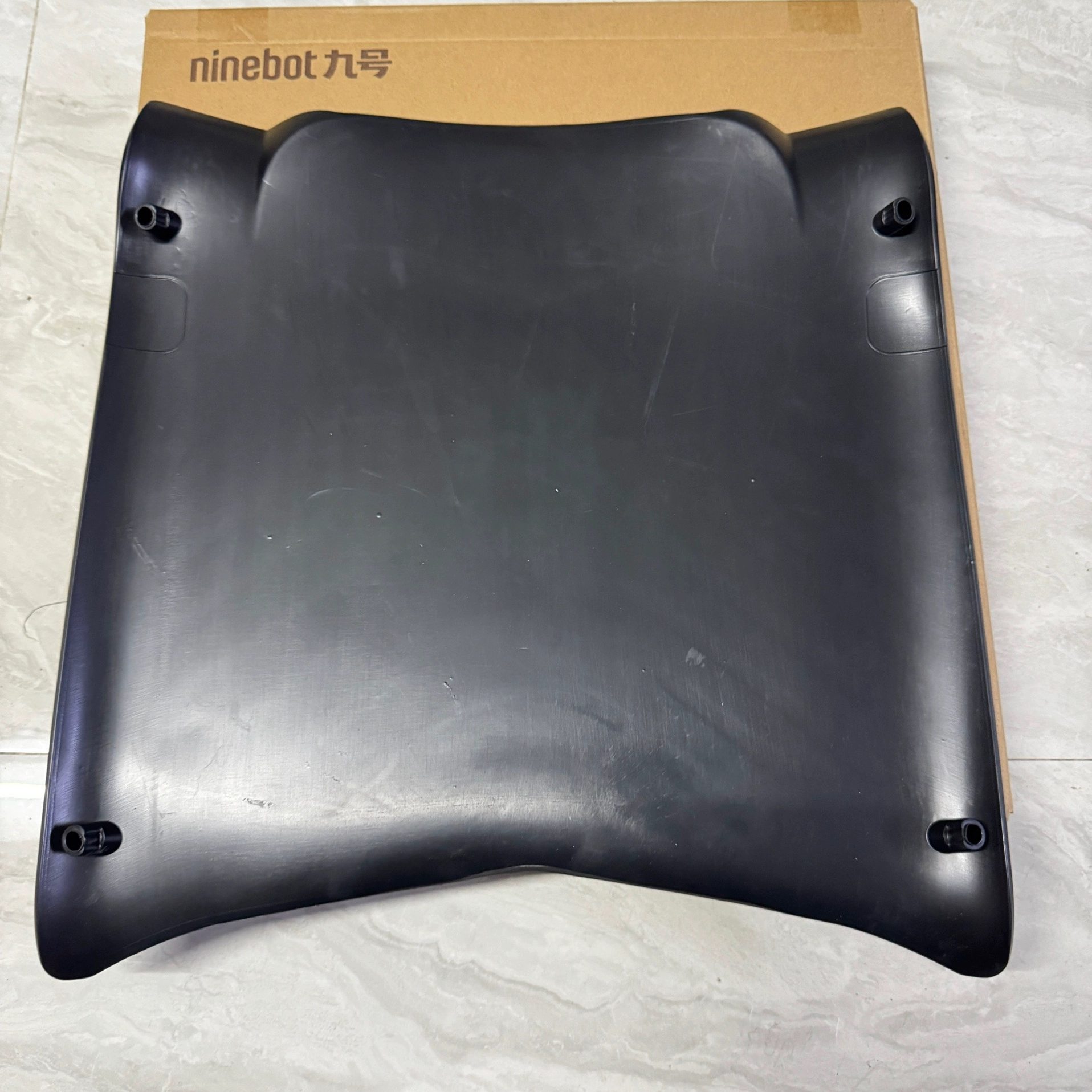 适用九9号原厂E80CMK2/E125MK2/E150MK2/E300PMK2脚踏垫靠背配件 - 图2