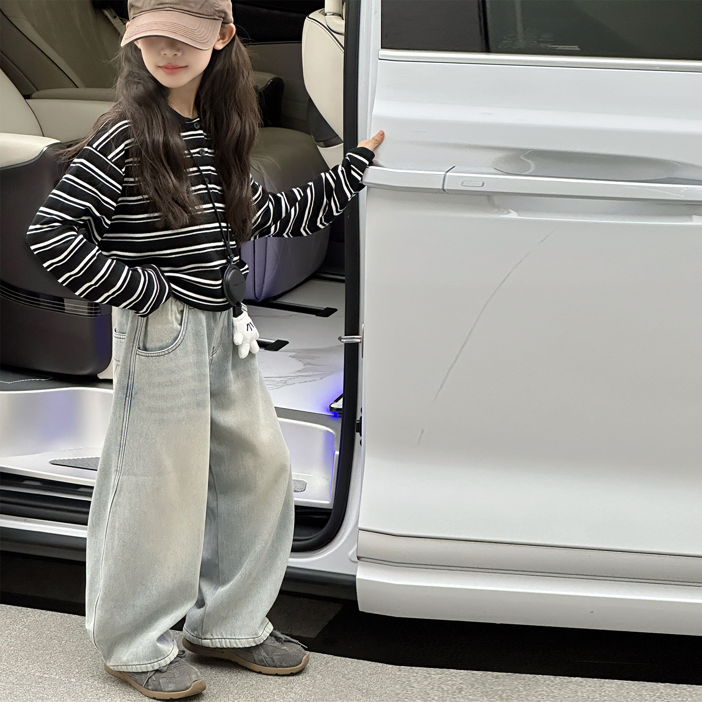 女童时尚设计感牛仔裤2026春秋新款女大童宽松百搭阔腿裤儿童裤子,淘宝优惠券,粉丝福利购,淘宝优惠卷