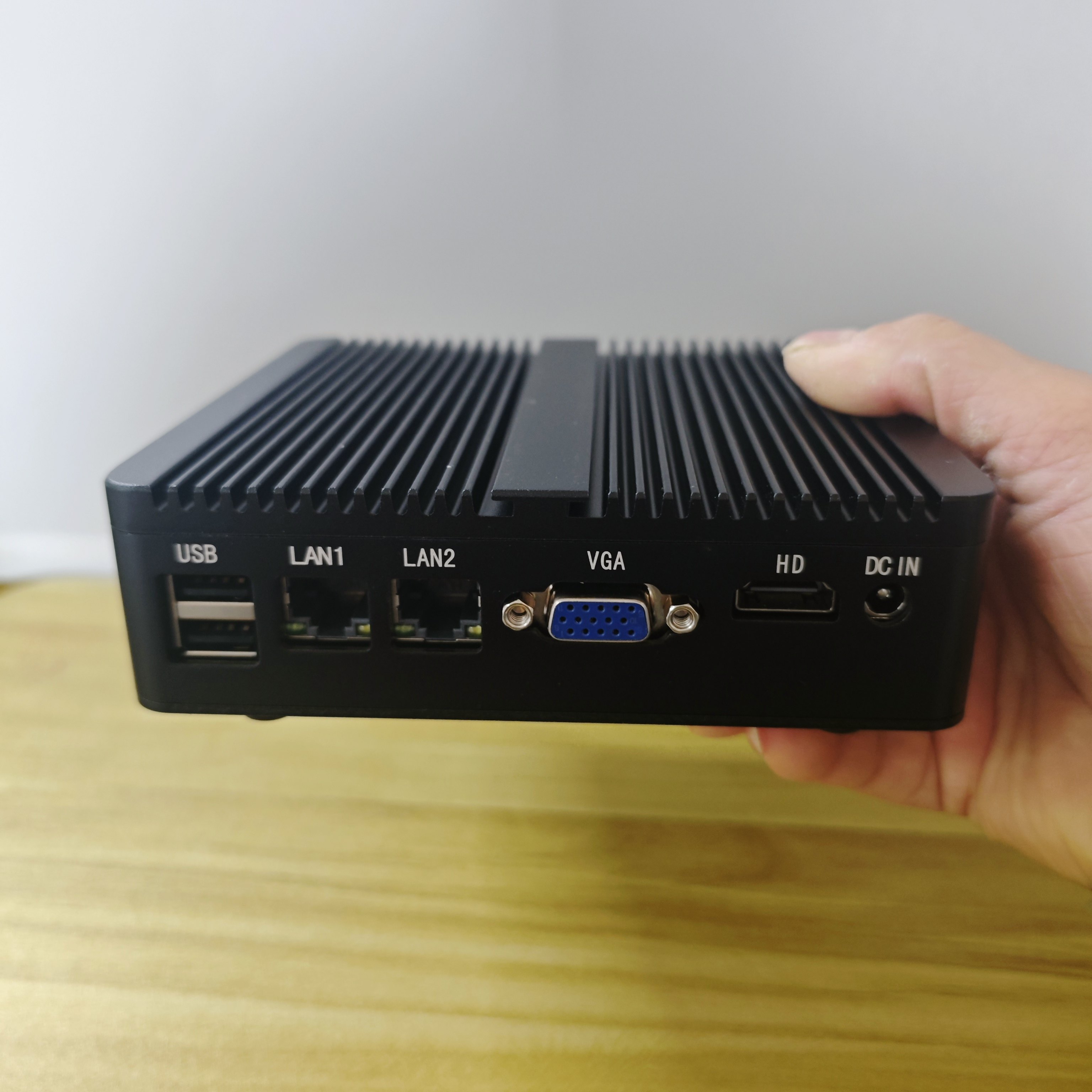 微型电脑工控机双网双串口N2840/J1900低功耗迷你主机爱快软路由,淘宝优惠券,粉丝福利购,淘宝优惠卷