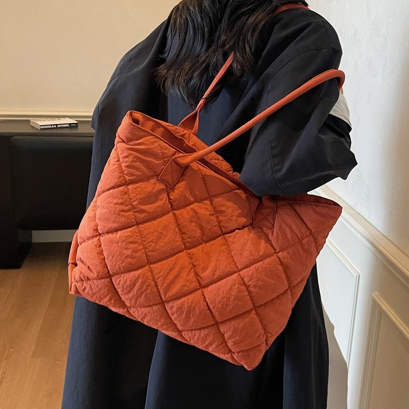 秋冬大容量棉服包包女菱格帆布通勤手提袋休闲百搭学生单肩托特包,淘宝优惠券,粉丝福利购,淘宝优惠卷