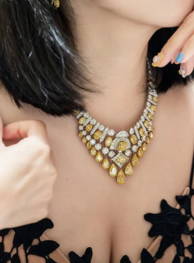 高级珠宝仿真蓝宝石项链礼服宴会粉钻套链轻奢黄钻好看百搭深V