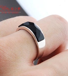 黑玛瑙戒指男士单身尾戒女银指环