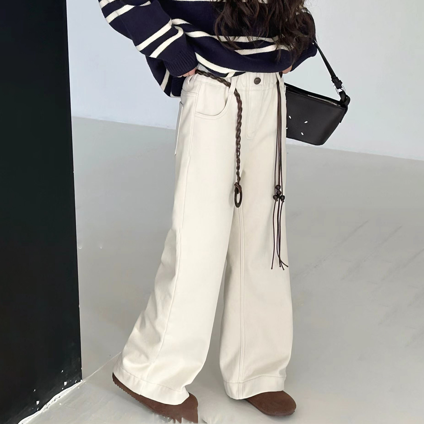 女童加绒阔腿裤牛仔裤儿童窄版休闲裤子中大童一体绒百搭直筒裤子 - 图1