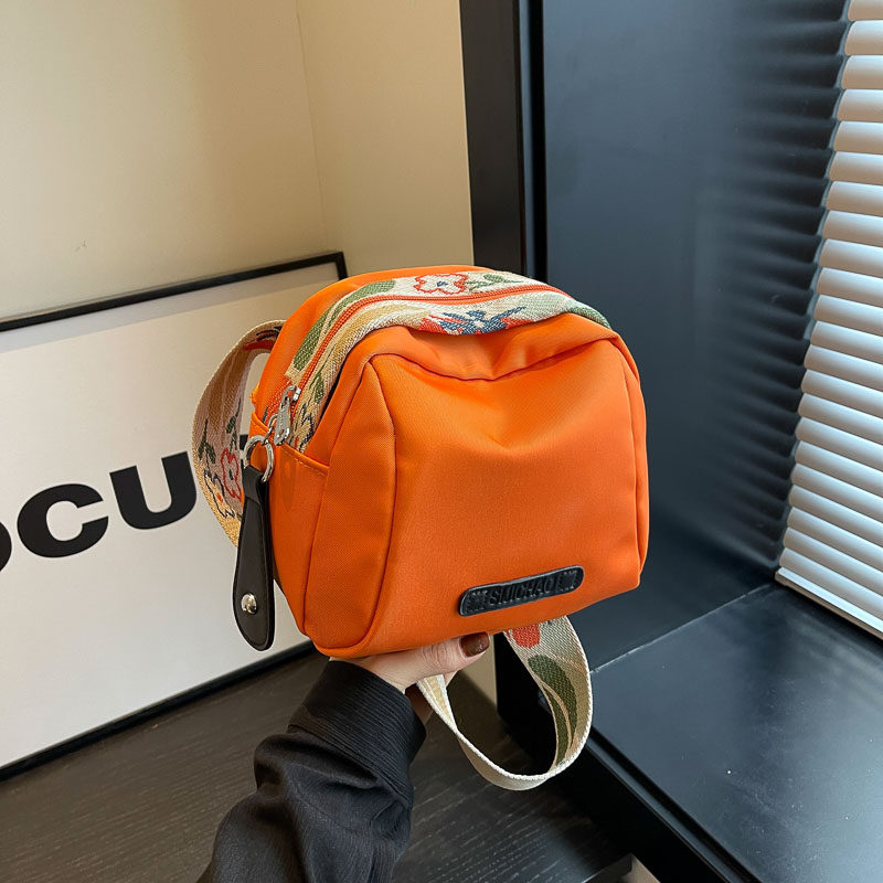 KVKY新款欧美进口牛津布单肩小包女斜挎腰包百搭女士牛津布贝壳包,淘宝优惠券,粉丝福利购,淘宝优惠卷