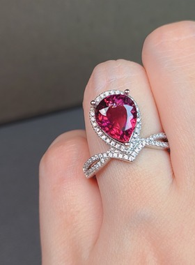 天然卢比莱红碧玺戒指 尚美款V字款 优雅显大  重量3.11克拉