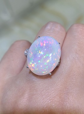 鸽子蛋般17.6克拉天然欧泊戒指无染色七彩炫彩欧泊梦幻色彩礼物