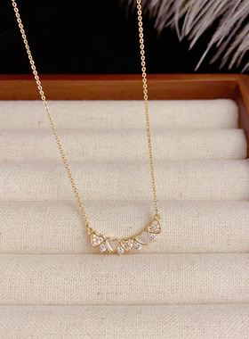 日韩精致时尚轻奢高级感一排爱心项链森系可爱精致甜美毛衣链颈链