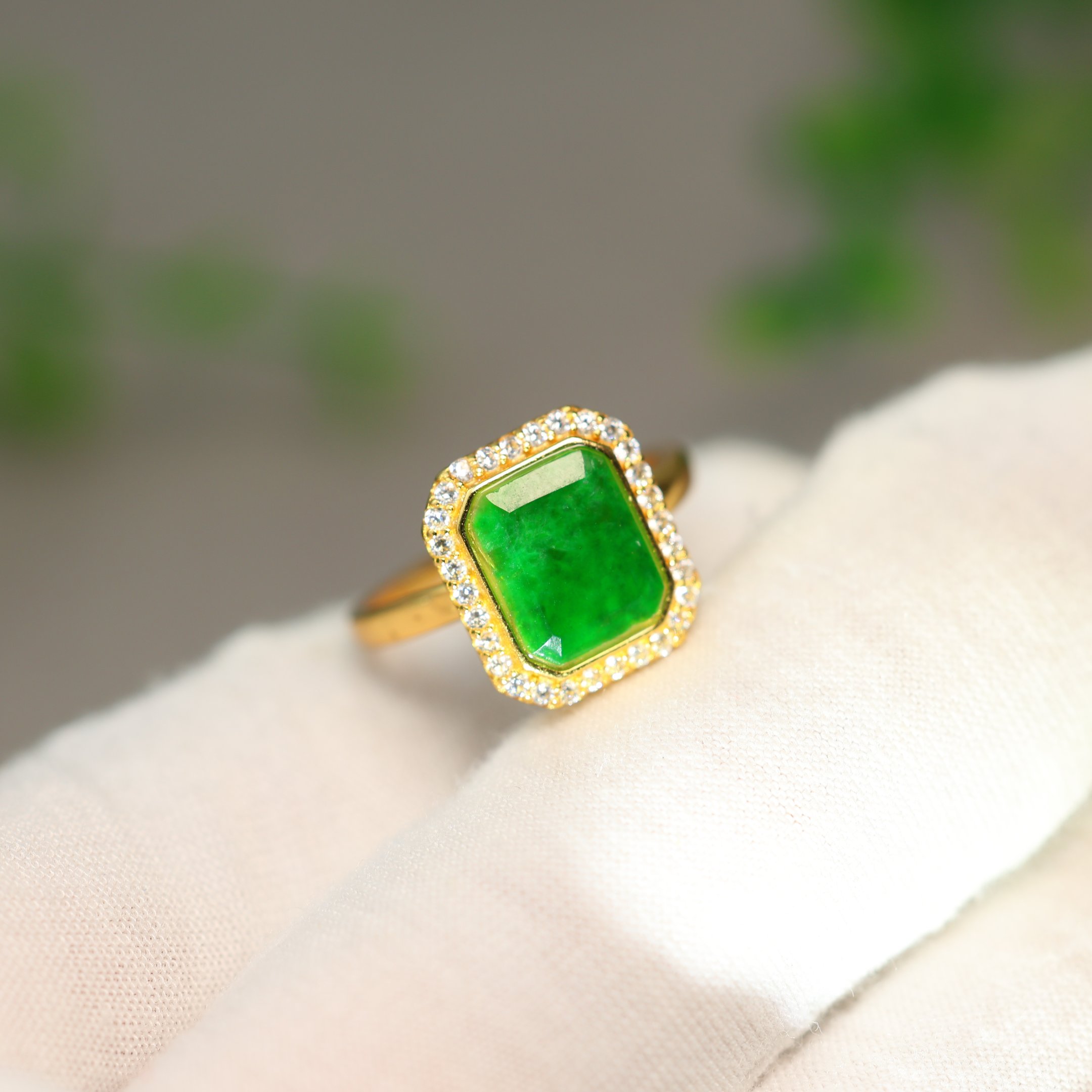 Natural grade A jadeite safe square ring