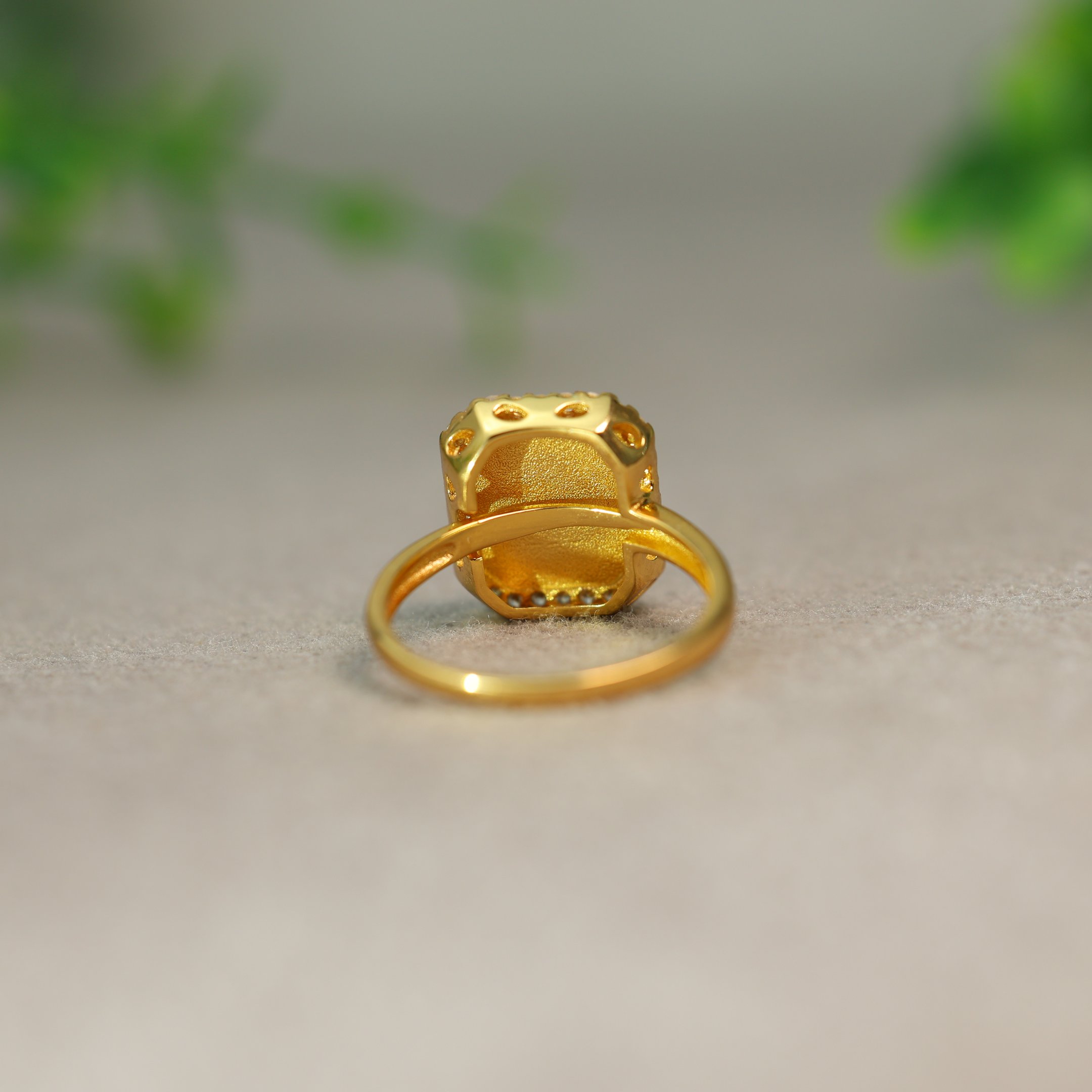 Natural grade A jadeite safe square ring