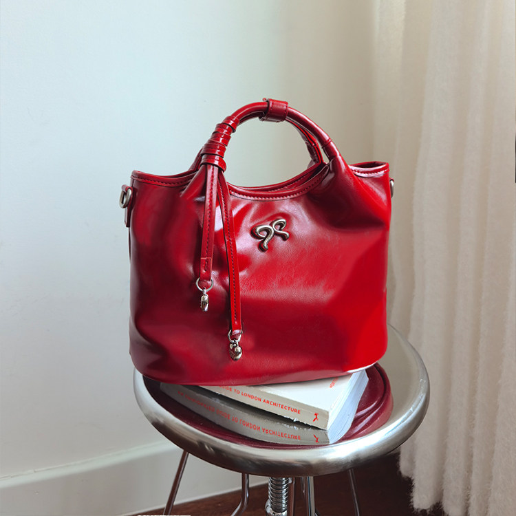 原创托特包2025新款高级感油蜡牛皮手提包通勤斜挎大包红色新娘包,淘宝优惠券,粉丝福利购,淘宝优惠卷